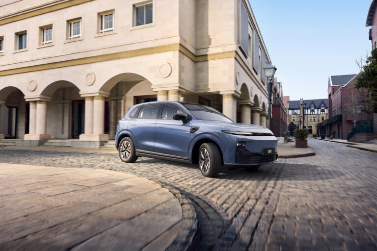 Leapmotor B10, SUV segmentu C na rynekglobalny. Otwarcie zamówień w Europie.