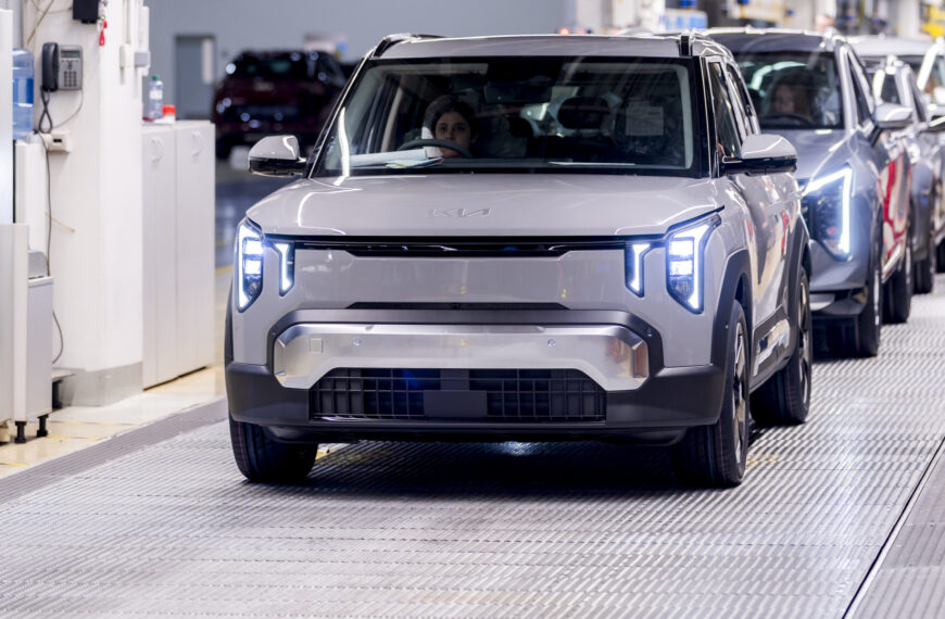 Kia rozpoczyna produkcję EV2 w Żylinie, wzmacniając elektryfikację gamy w…