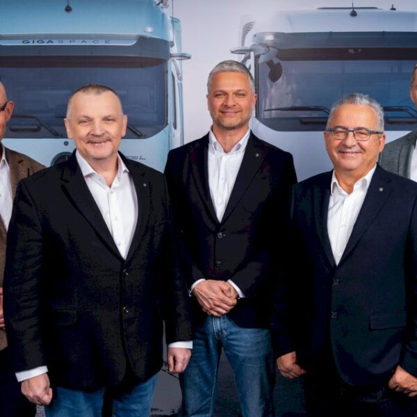 Daimler Truck Polska 2025: mocne debiuty eActrosa 600 i Actrosa…